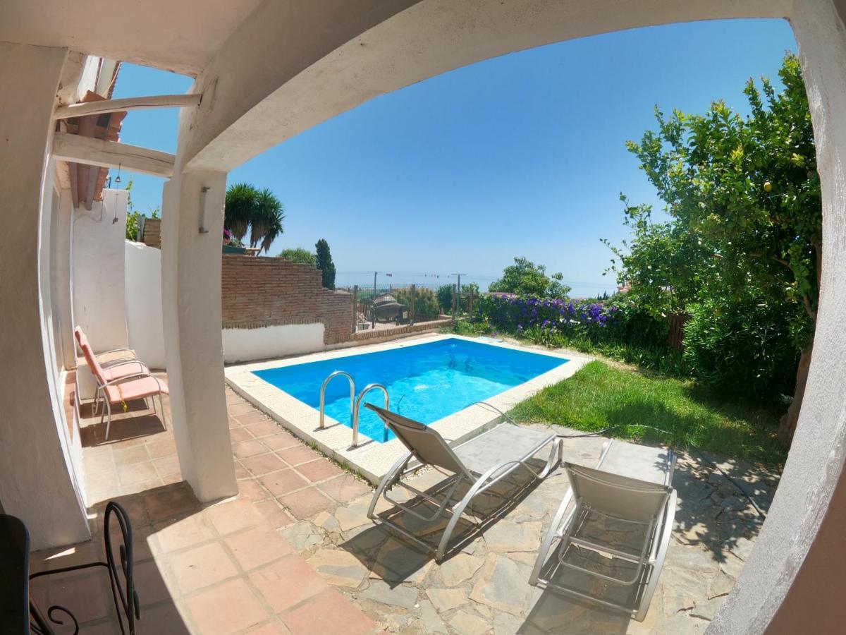 Private Pool Apartment Manilva Bagian luar foto